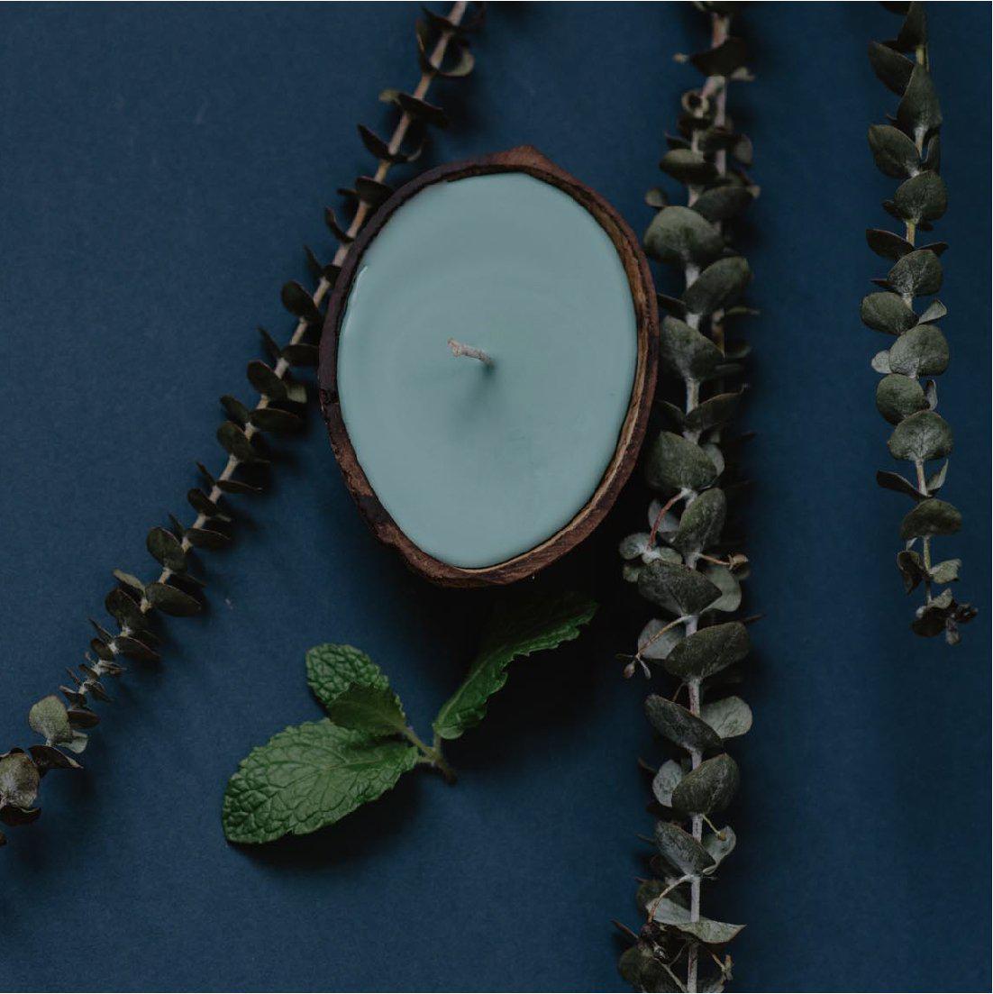peppermint and eucalyptus candle